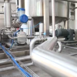 Limpieza de máquinas industriales con equipos especializados